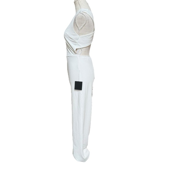 Lulu's‎ Womens Thinking Out Lound White Backless Crisscross Long Jumpsuit NWT - Picture 4 of 11